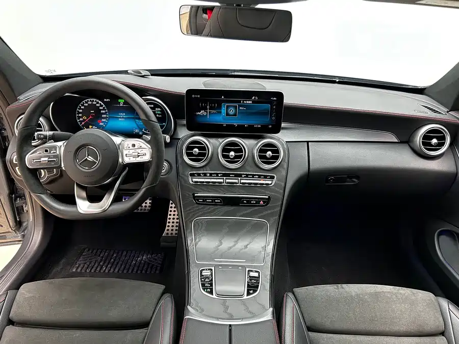 Mercedes C-Class - фото 16