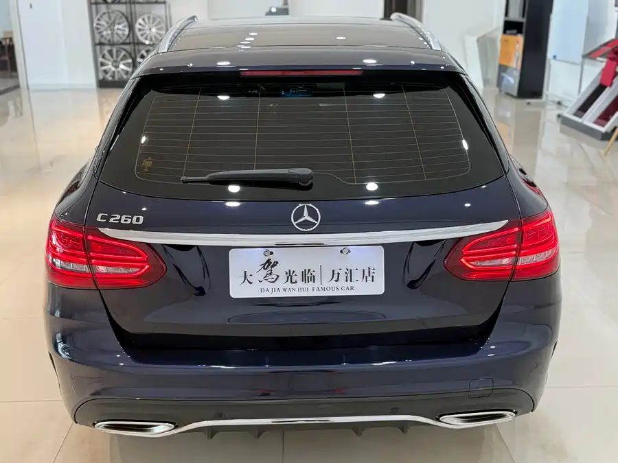 Mercedes C-Class - фото 8