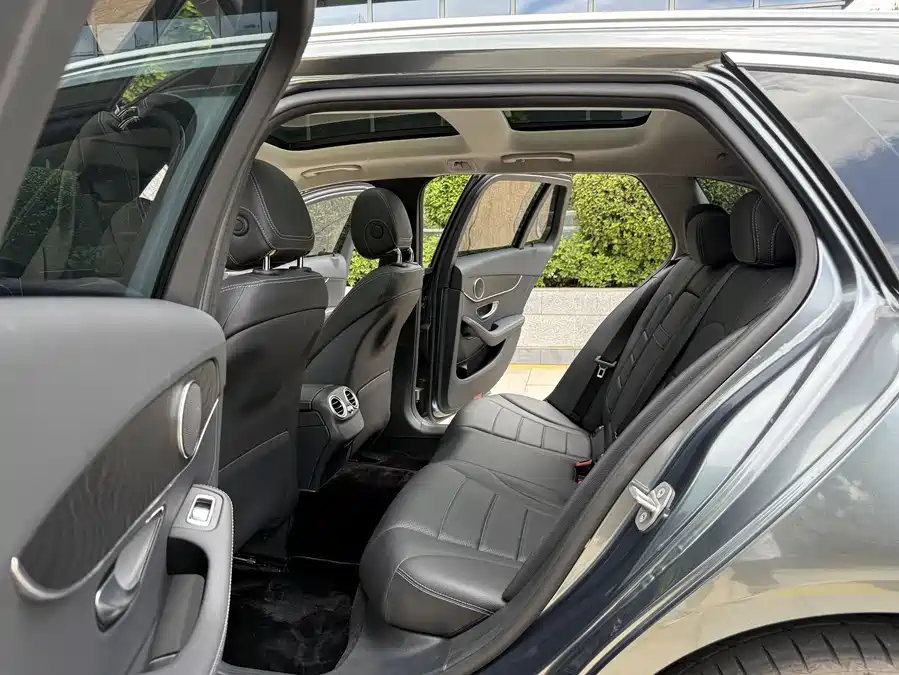 Mercedes C-Class - фото 5