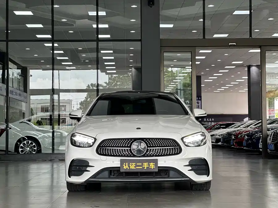 Mercedes E-Class - фото 2