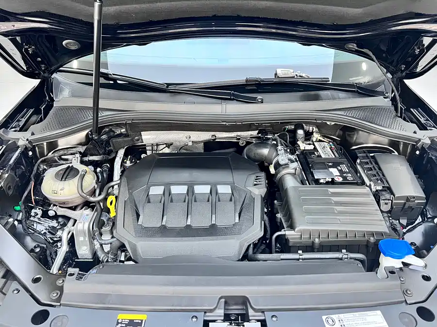 Volkswagen Tiguan - фото 29